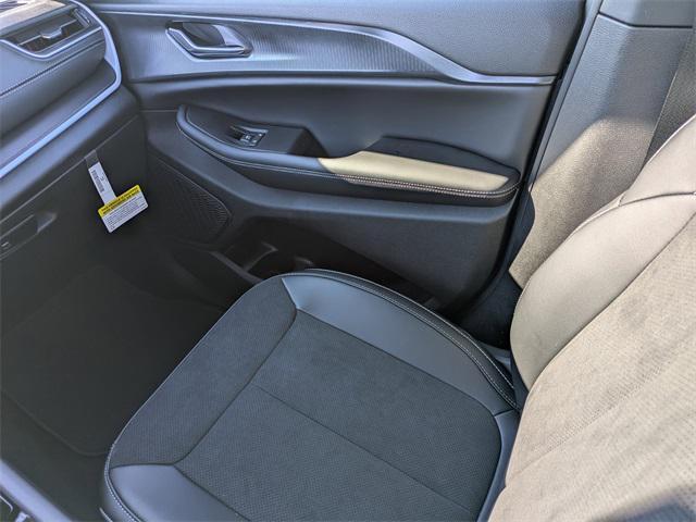 new 2025 Jeep Grand Cherokee car, priced at $42,530