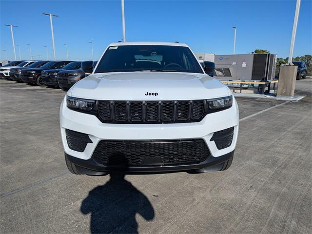new 2025 Jeep Grand Cherokee car, priced at $42,530