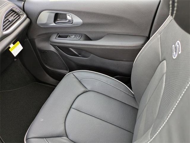 new 2026 Chrysler Pacifica car, priced at $53,850