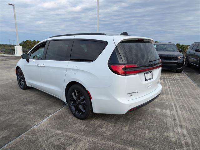 new 2026 Chrysler Pacifica car, priced at $53,850