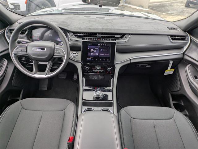 new 2025 Jeep Grand Cherokee car, priced at $36,080