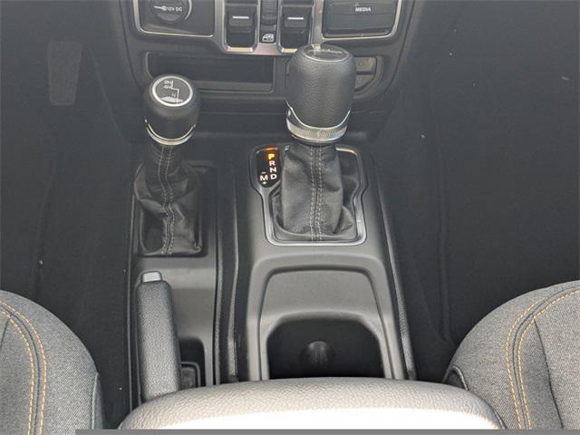 new 2025 Jeep Gladiator car, priced at $40,364