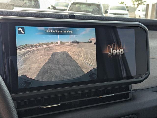 new 2025 Jeep Gladiator car, priced at $40,364