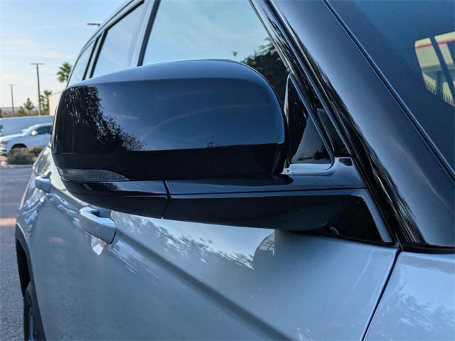 new 2025 Jeep Grand Cherokee car, priced at $48,982