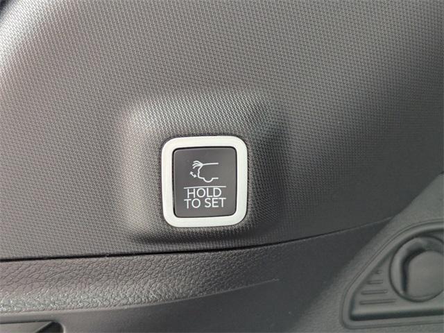 new 2025 Jeep Grand Cherokee car, priced at $50,716