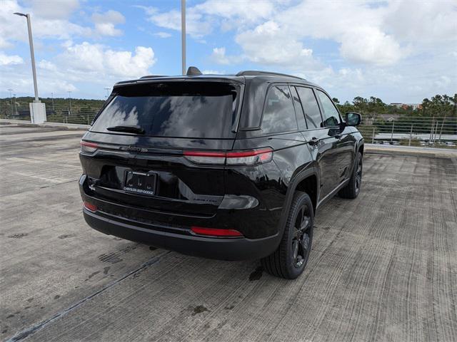new 2025 Jeep Grand Cherokee car, priced at $50,716