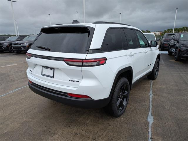 new 2025 Jeep Grand Cherokee car, priced at $50,180