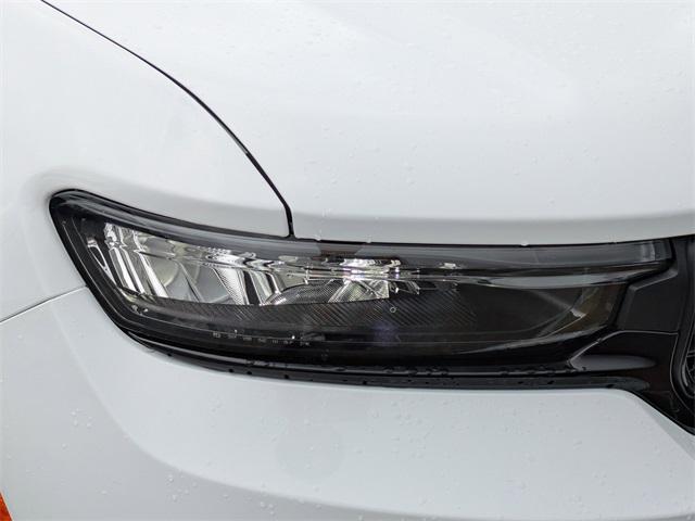 new 2025 Jeep Grand Cherokee car, priced at $50,180