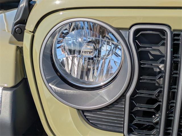 new 2026 Jeep Gladiator car, priced at $49,275