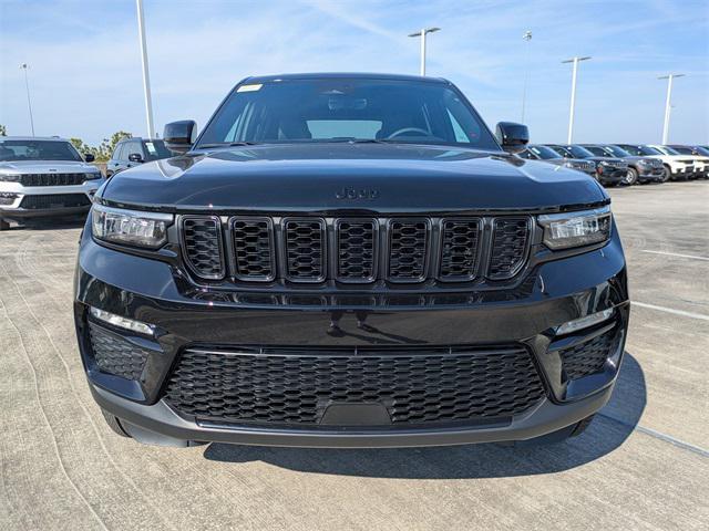 new 2025 Jeep Grand Cherokee car, priced at $48,982