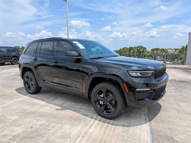new 2025 Jeep Grand Cherokee car, priced at $43,735