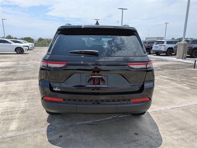 new 2025 Jeep Grand Cherokee car, priced at $43,735
