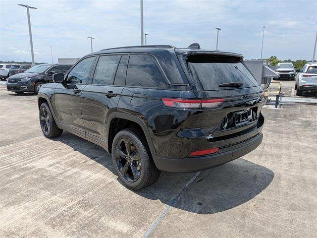 new 2025 Jeep Grand Cherokee car, priced at $43,735