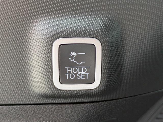 new 2025 Jeep Grand Cherokee car, priced at $50,055