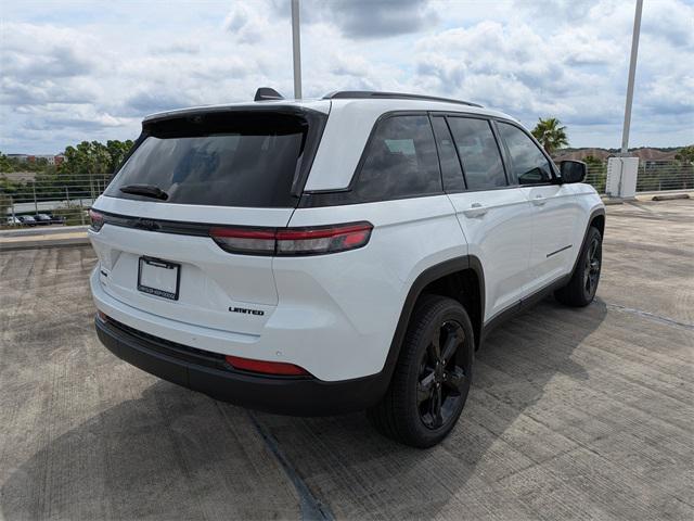 new 2025 Jeep Grand Cherokee car, priced at $50,055