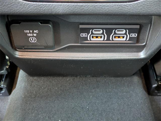 new 2025 Jeep Grand Cherokee car, priced at $42,066