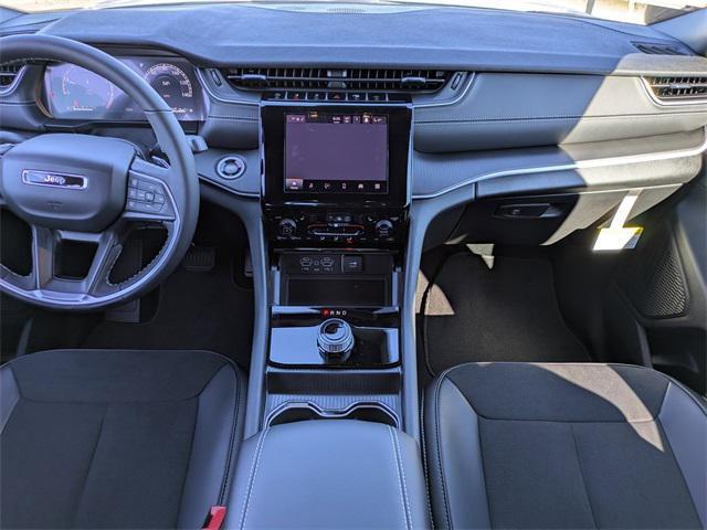 new 2025 Jeep Grand Cherokee car, priced at $43,066