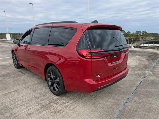 new 2026 Chrysler Pacifica car, priced at $45,660