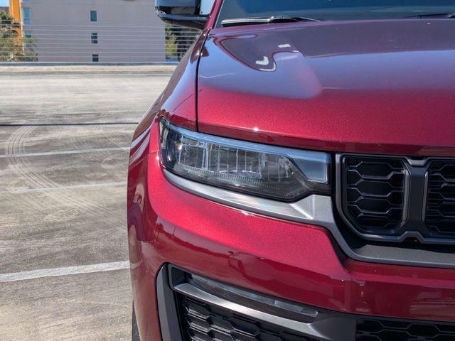 new 2026 Jeep Grand Cherokee car, priced at $46,783