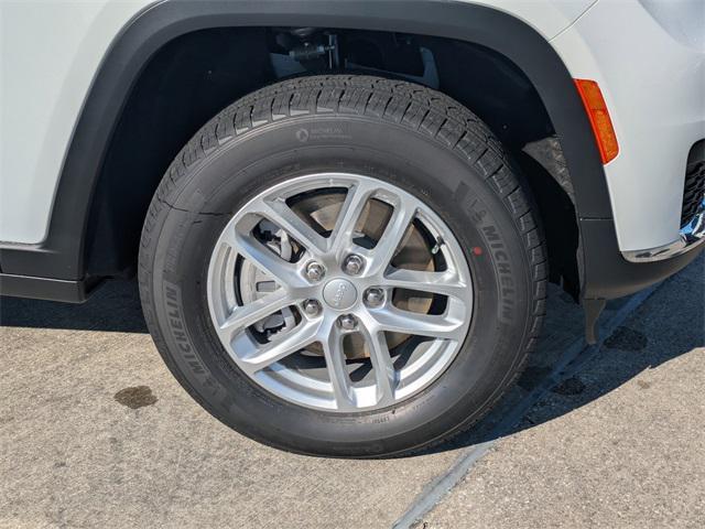 new 2025 Jeep Grand Cherokee L car, priced at $37,519