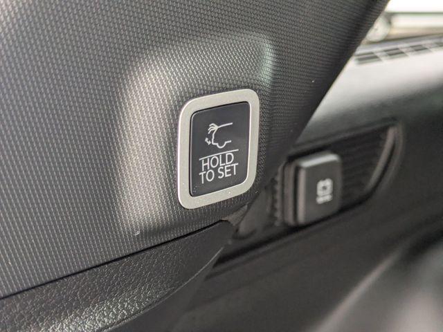 new 2026 Jeep Grand Cherokee car, priced at $44,987