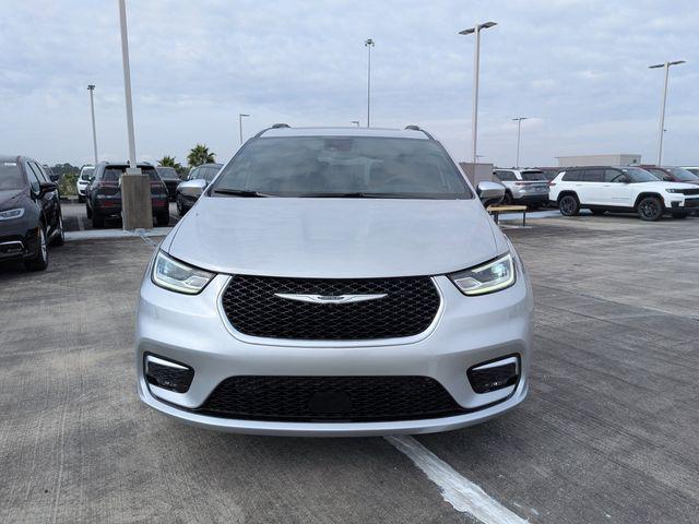 new 2026 Chrysler Pacifica car, priced at $53,653