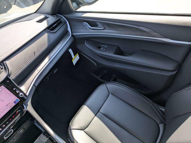 new 2026 Jeep Grand Cherokee L car, priced at $54,157