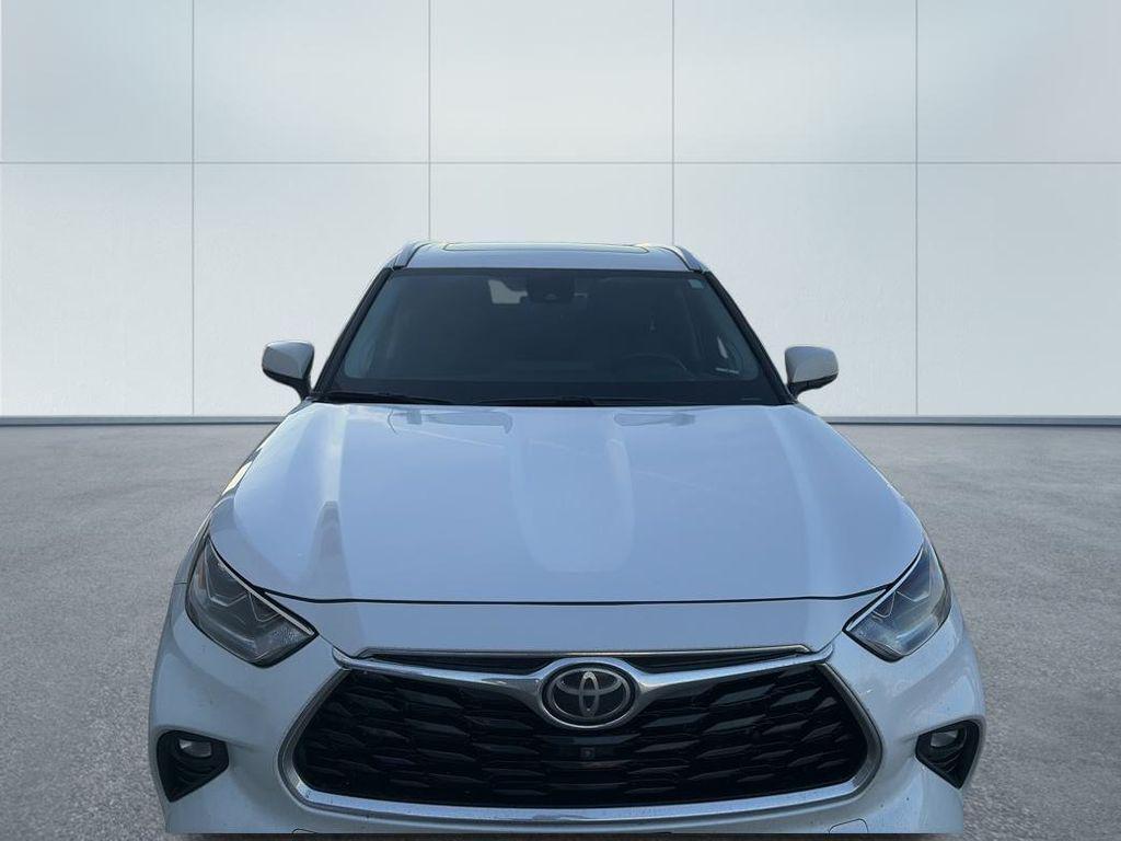 used 2024 Toyota Highlander car, priced at $41,640