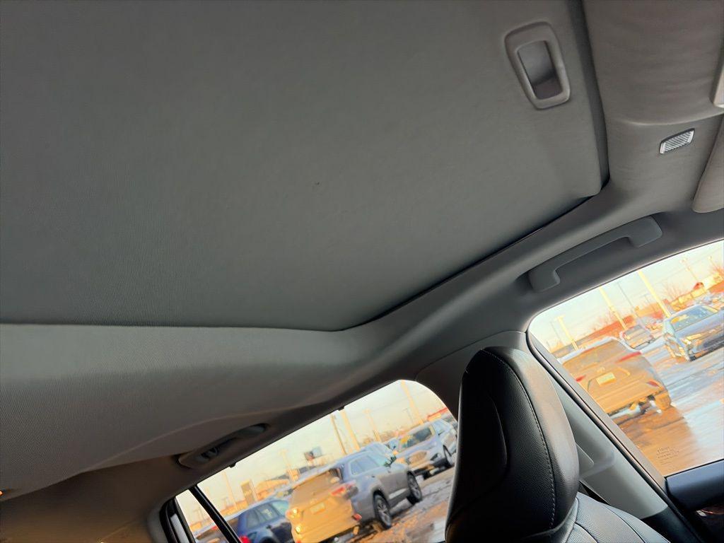 used 2024 Toyota Highlander car, priced at $41,640