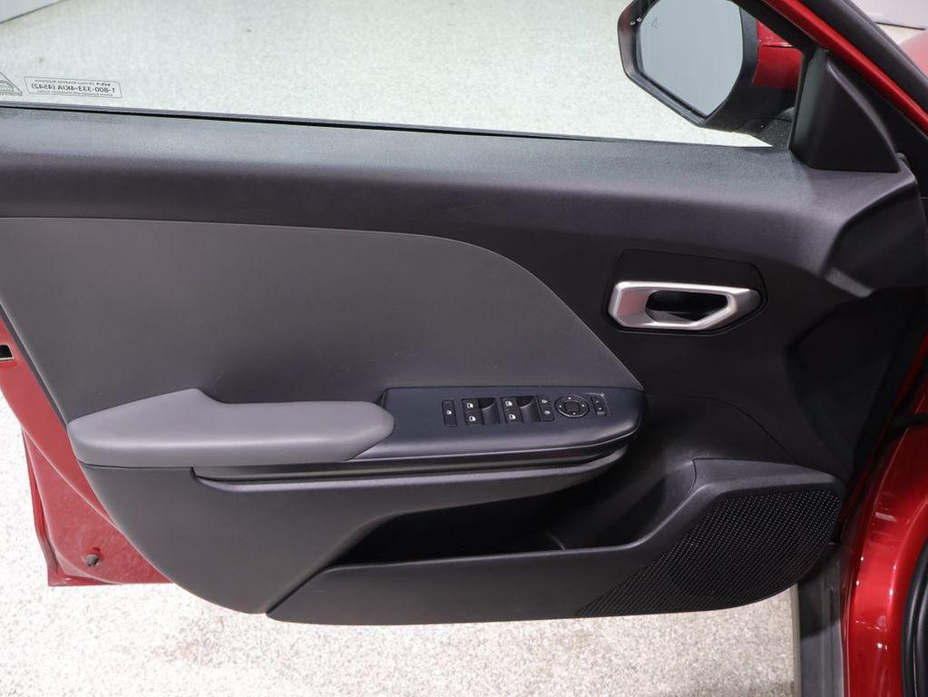 used 2025 Kia K4 car, priced at $20,000