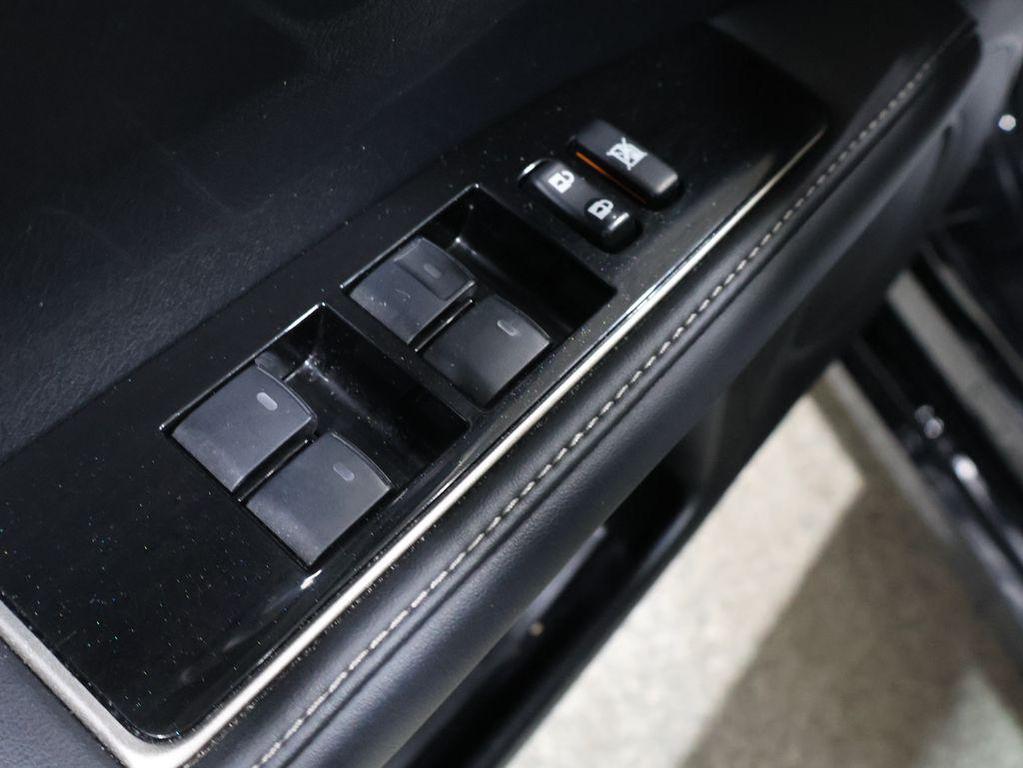 used 2016 Lexus ES 350 car, priced at $13,933