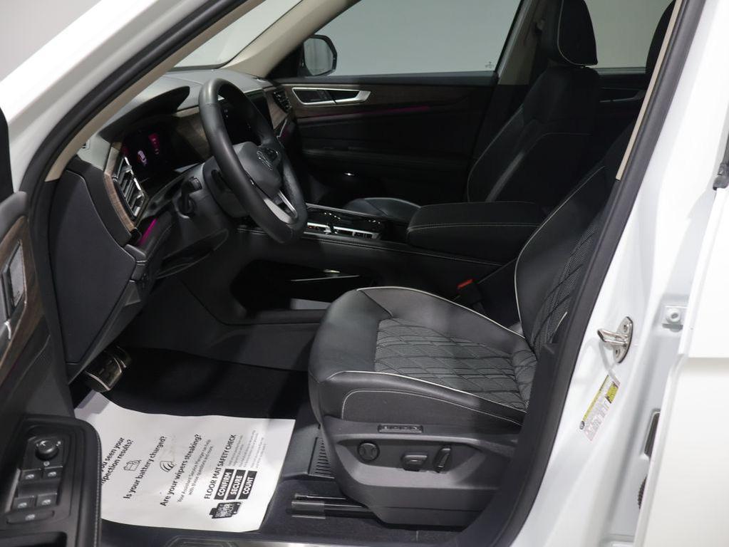 used 2025 Volkswagen Atlas car, priced at $43,499