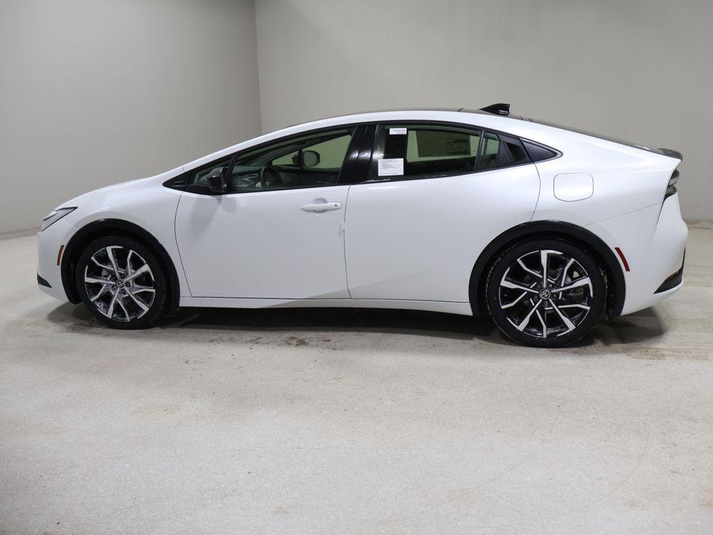 new 2026 Toyota Prius Plug-In Hybrid car, priced at $41,229