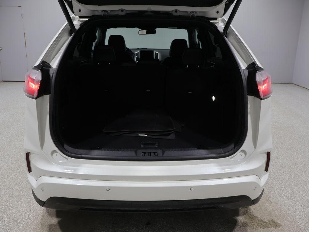 used 2024 Ford Edge car, priced at $29,698