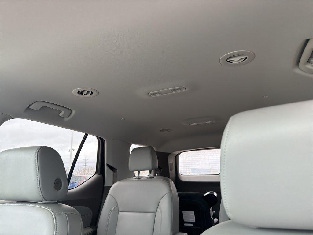 used 2020 Chevrolet Traverse car, priced at $22,959