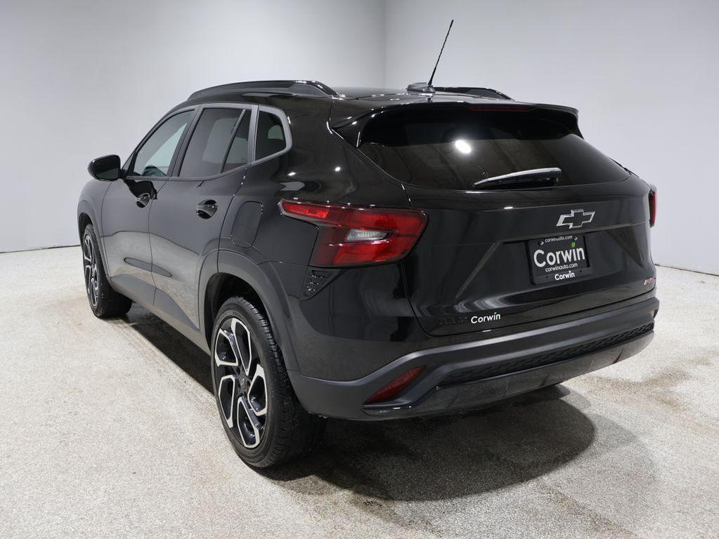 used 2024 Chevrolet Trax car, priced at $20,939