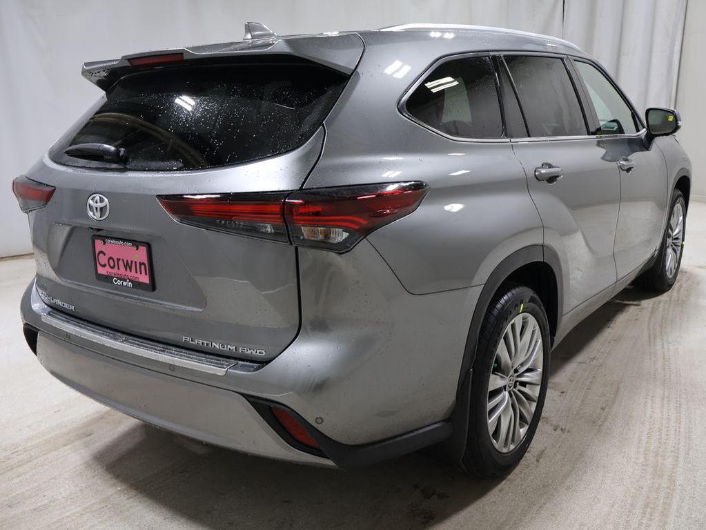 new 2026 Toyota Highlander car, priced at $55,283