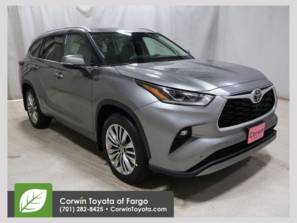 new 2026 Toyota Highlander car, priced at $55,283
