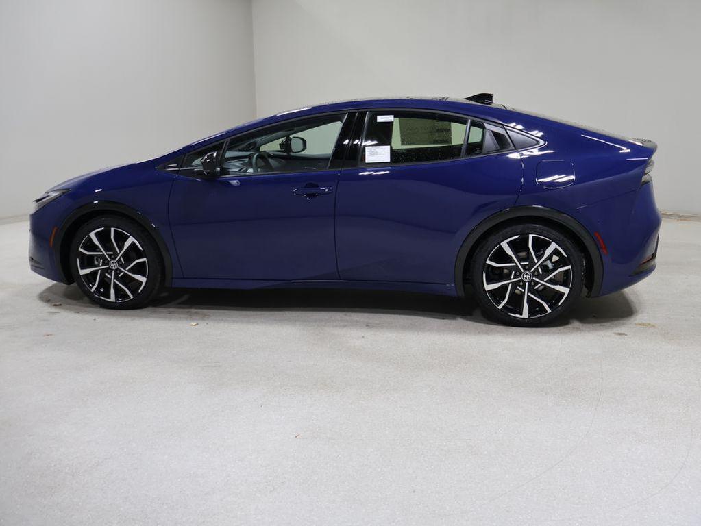 new 2026 Toyota Prius Plug-In Hybrid car, priced at $43,300