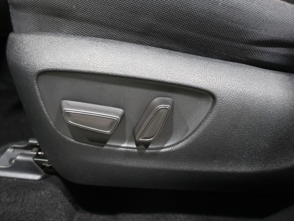 used 2022 Toyota Highlander Hybrid car, priced at $27,902