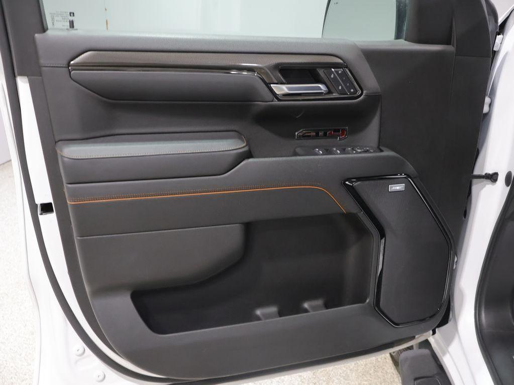 used 2024 GMC Sierra 1500 car, priced at $50,998
