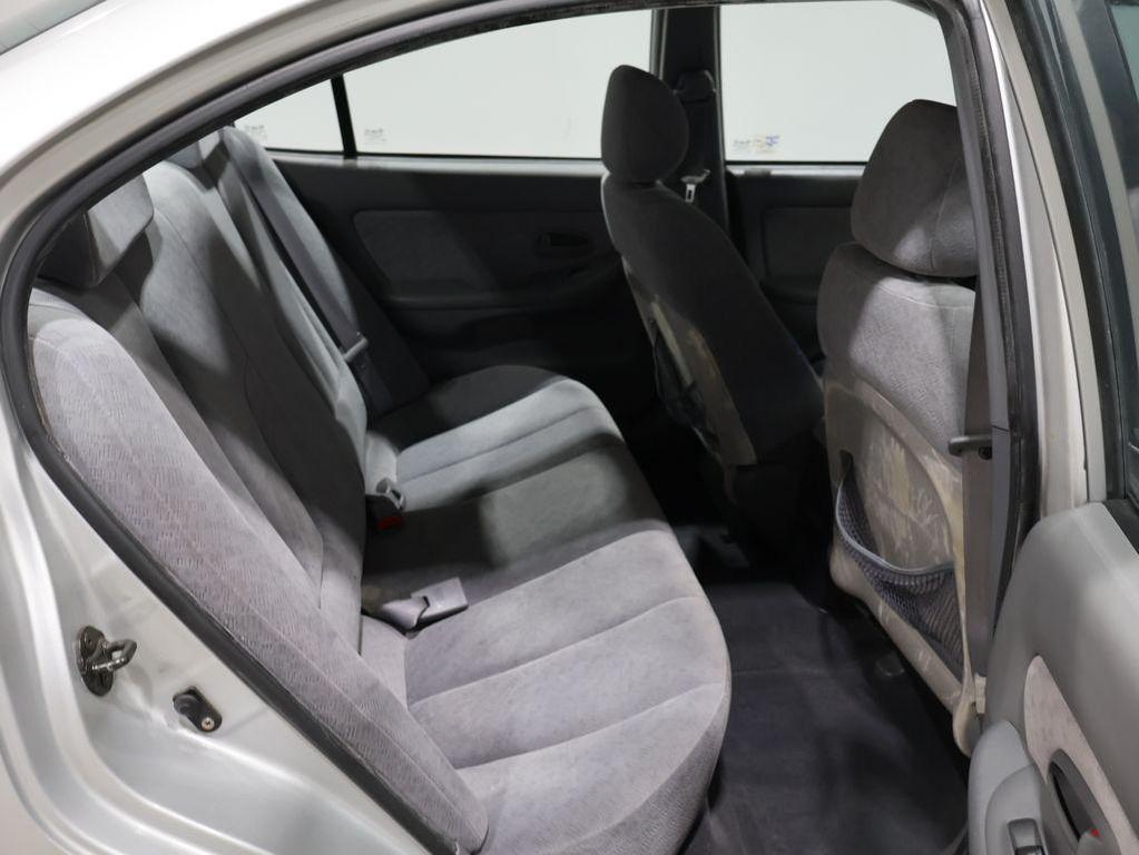 used 2004 Hyundai Elantra car, priced at $3,700