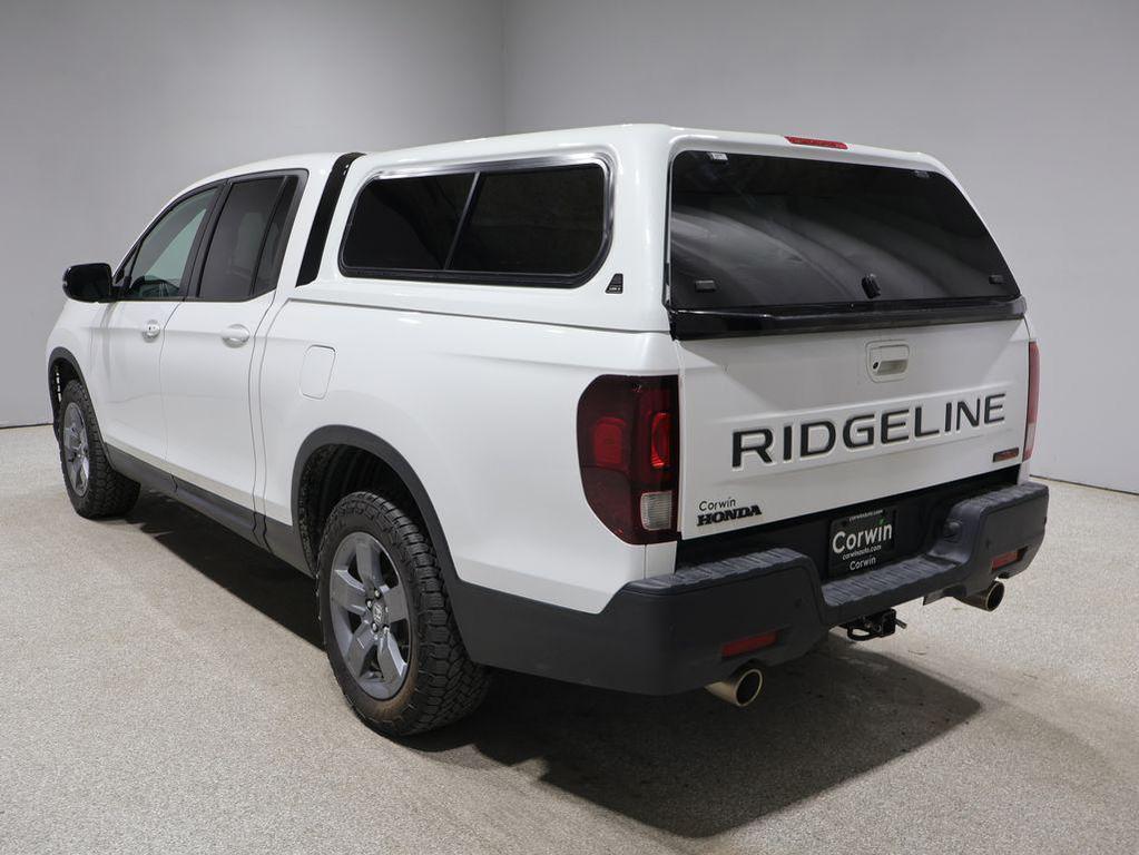 used 2025 Honda Ridgeline car, priced at $37,648