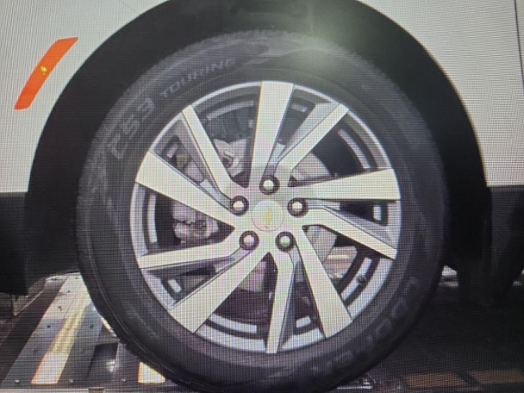 used 2023 Chevrolet Equinox car, priced at $19,895