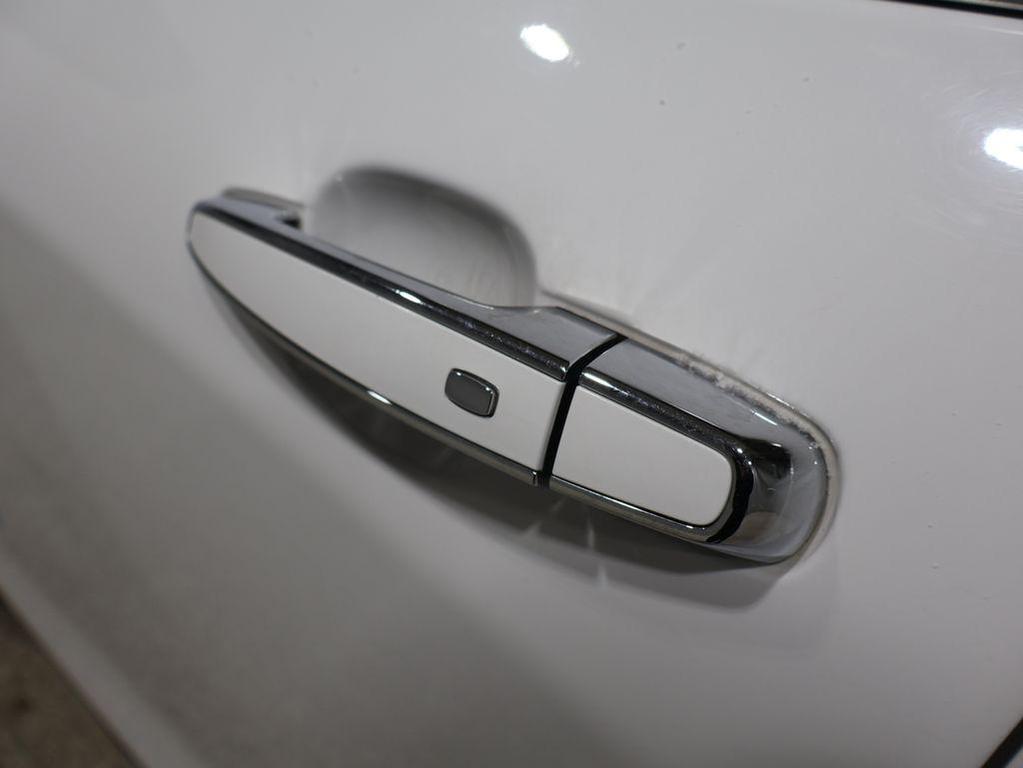 used 2019 Chevrolet Equinox car, priced at $18,915