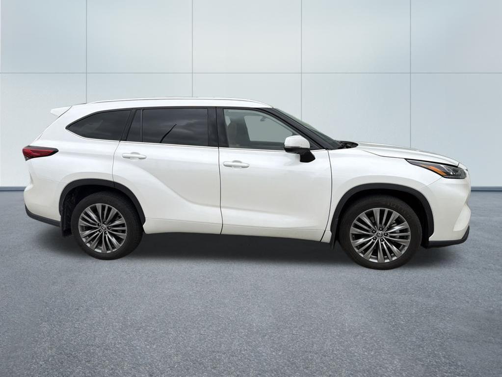 used 2020 Toyota Highlander car, priced at $32,971