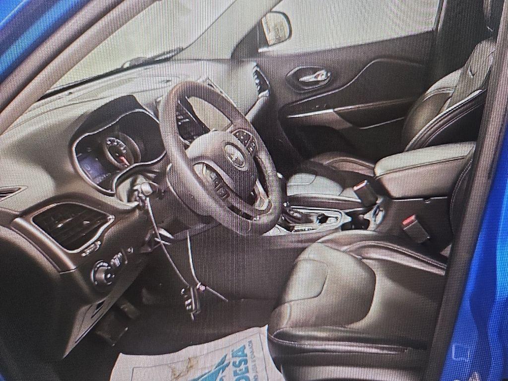 used 2022 Jeep Cherokee car, priced at $23,697