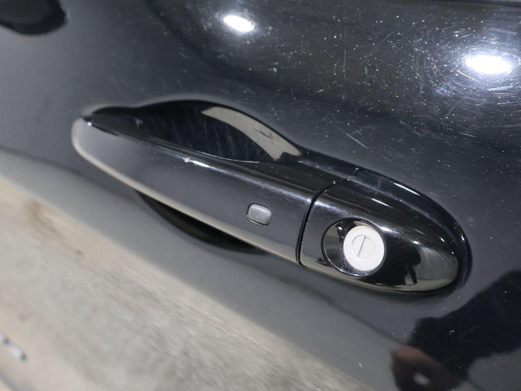 used 2020 Jeep Cherokee car, priced at $14,921