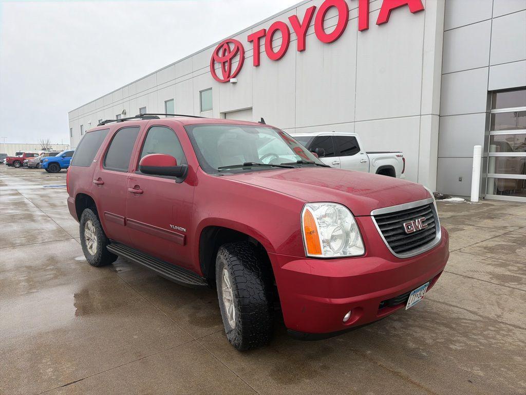 used 2013 GMC Yukon car, priced at $9,999