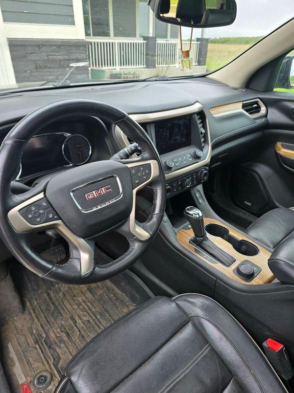 used 2017 GMC Acadia car